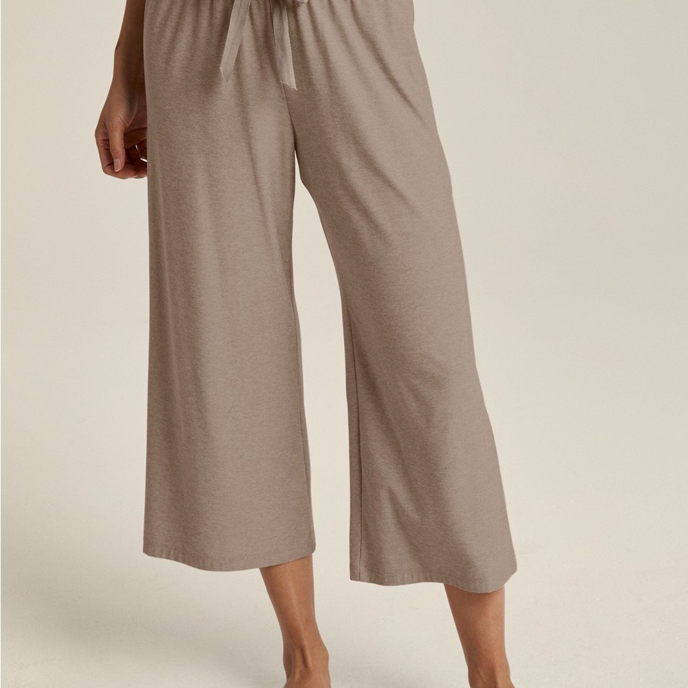 NWT Beyond Yoga Featherweight Own The Night Sleep Pant